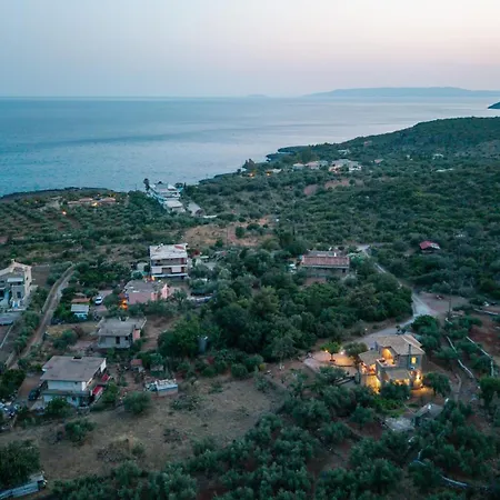 Nyaraló Anatoli