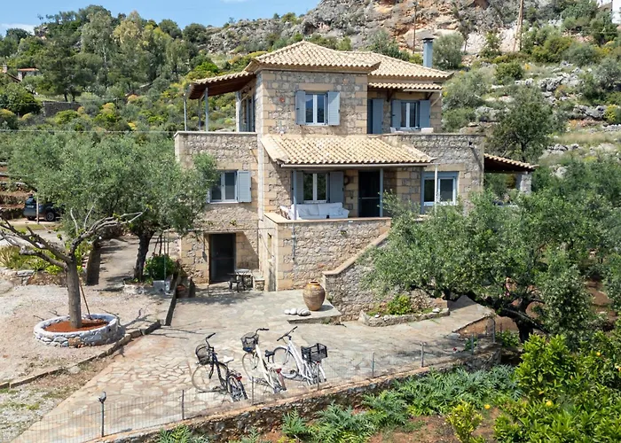 Nyaraló Anatoli Kardamíli